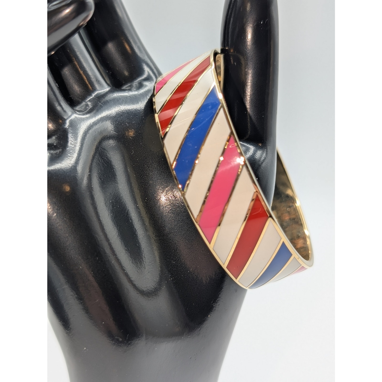 Marked Kate Spade New York Walk On Air Striped Enamel Bangle Bracelet 45$